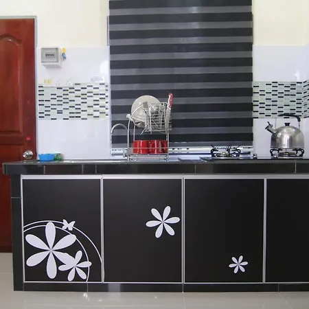 Homestay Hj Esmon 3 Uthm Parit Raja Exterior photo