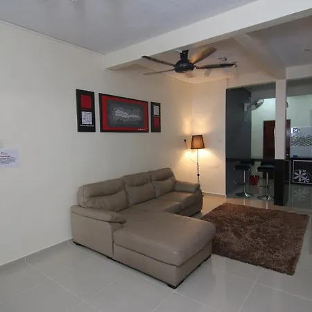 Homestay Hj Esmon 3 Uthm Parit Raja Exterior photo