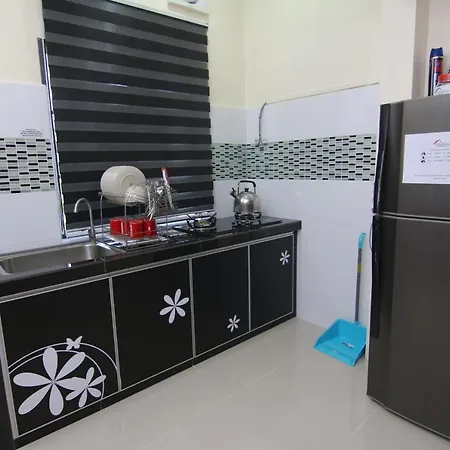 Homestay Hj Esmon 3 Uthm Parit Raja Exterior photo
