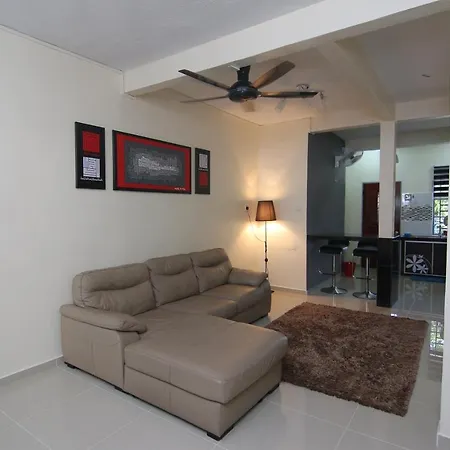 Homestay Hj Esmon 3 Uthm Parit Raja Exterior photo